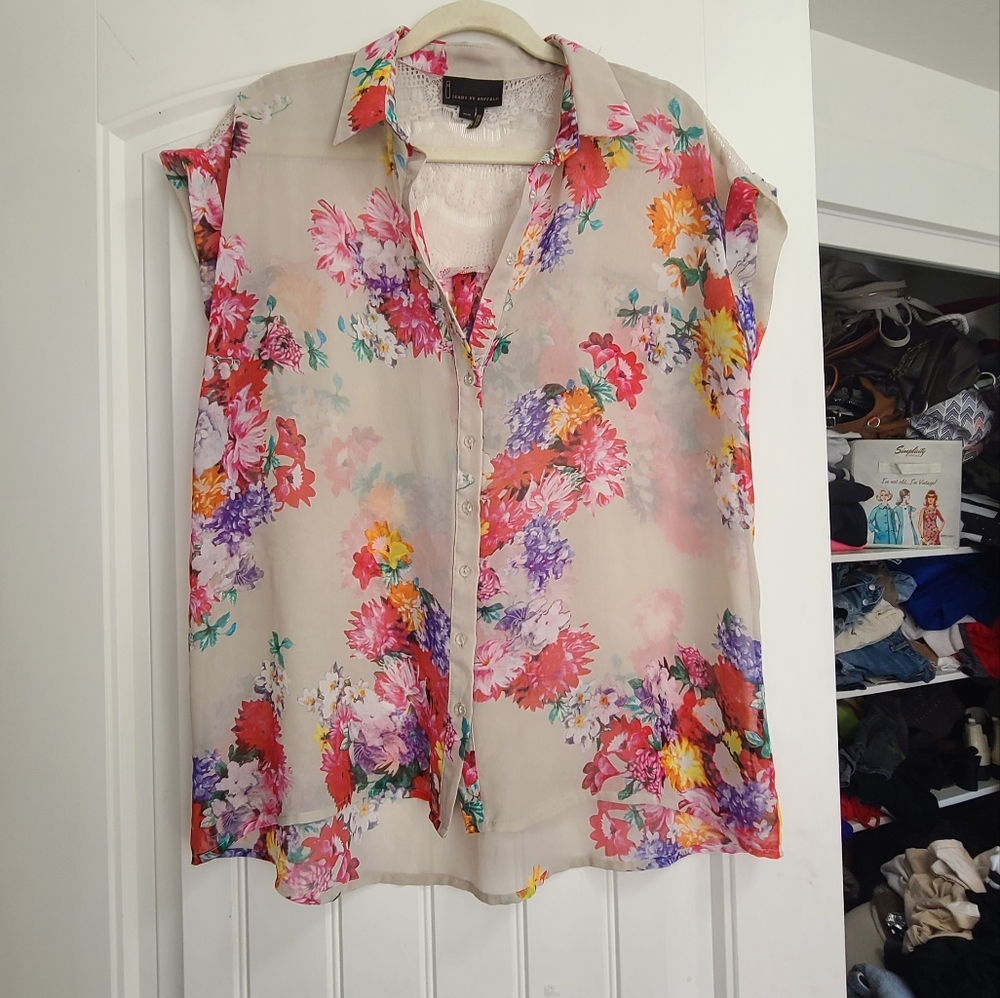 Jeans by Buffalo Blouse Medium